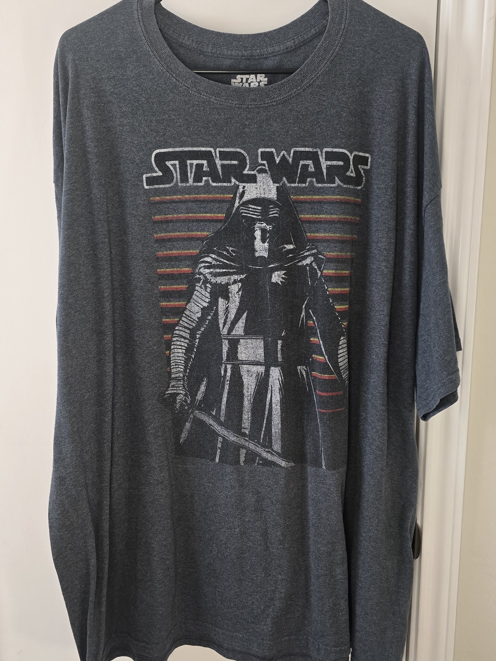 Star Wars Dark Kylo Ren Graphic Short Sleeve Tee in Charcoal Blue